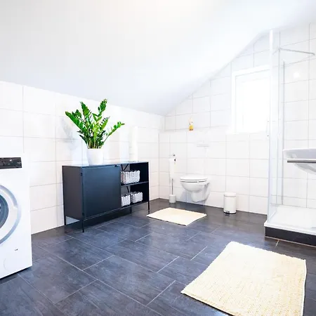 Design-ferienwohnung In Am Nuerburgring: Platz Fuer 6, Kueche, Wifi, Netflix * Kelberg